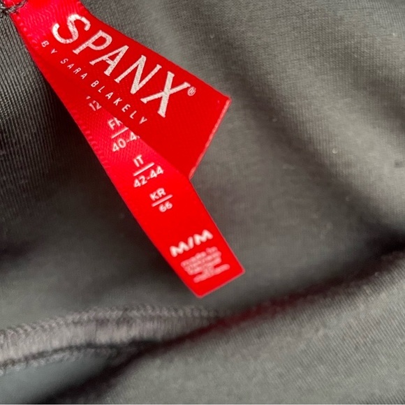 Spanx Faux Leather Camo Leggings In Black With Sheen Contour Stretch Size Medium - Picture 11 of 15